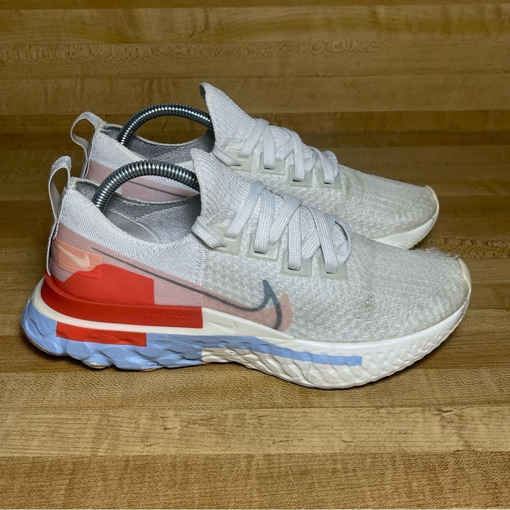 Nike Womens React Infinity Run FK Sneaker Size 7 CU0430-001 White Running Shoes